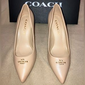 Coach Alyce Leather Pump 3 1/2” heel